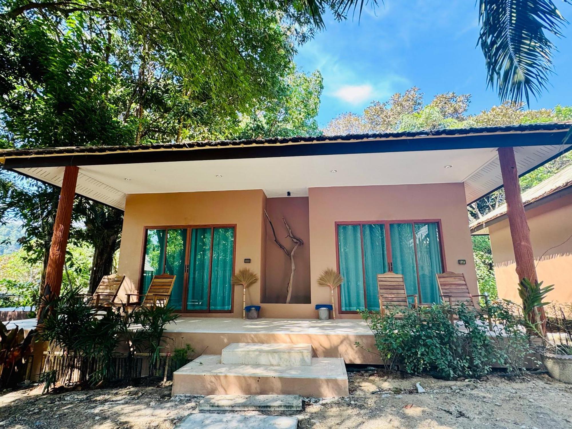 Sunny Cove Beach Resort Koh Phayam Ranong Exterior foto